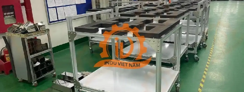 BÀN THAO TÁC NHÔM ĐỊNH HÌNH